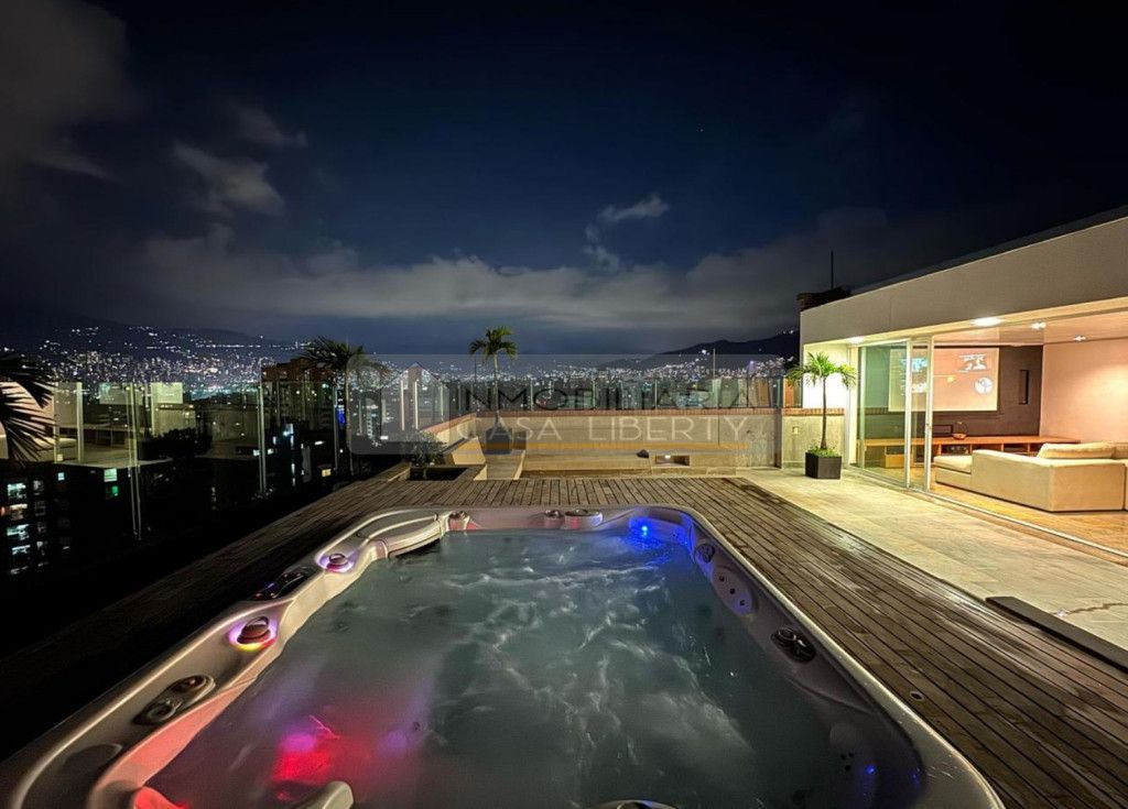 Apartamento en arriendo Antioquia Medellín Urbanizacion Los Laureles 444 m2 Habitaciones 6 Baños 8 Garajes 3 Precio $31585000