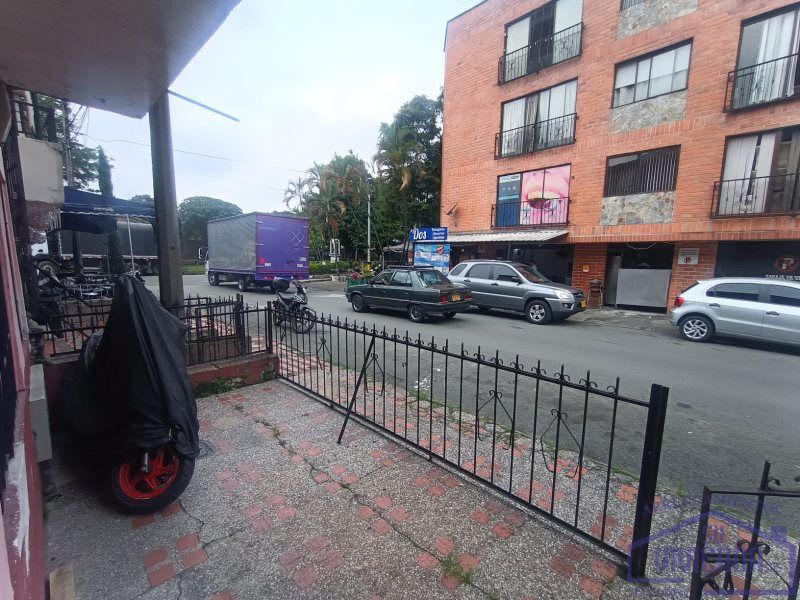 Casa en arriendo Antioquia Medellín Guayabal 75 m2 Habitaciones 2 Baños 2 Garajes 0 Precio $2000000