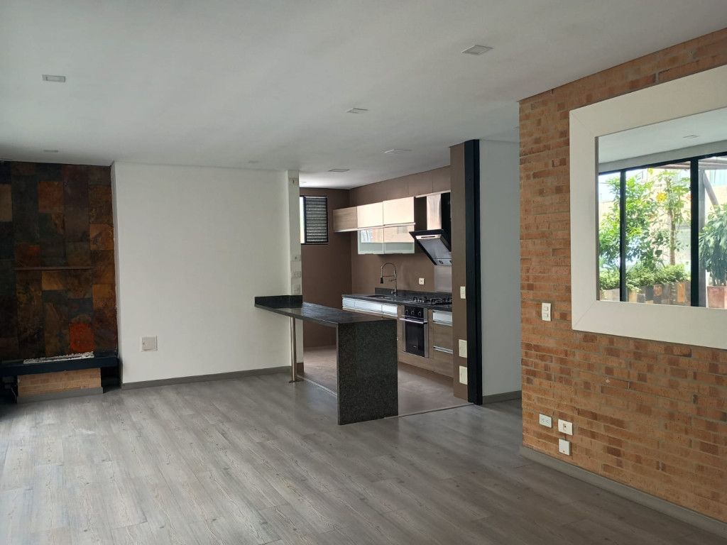 Apartamento en arriendo Cundinamarca Bogotá Santa Bibiana 83 m2 Habitaciones 2 Baños 2 Garajes 2 Precio $7248000
