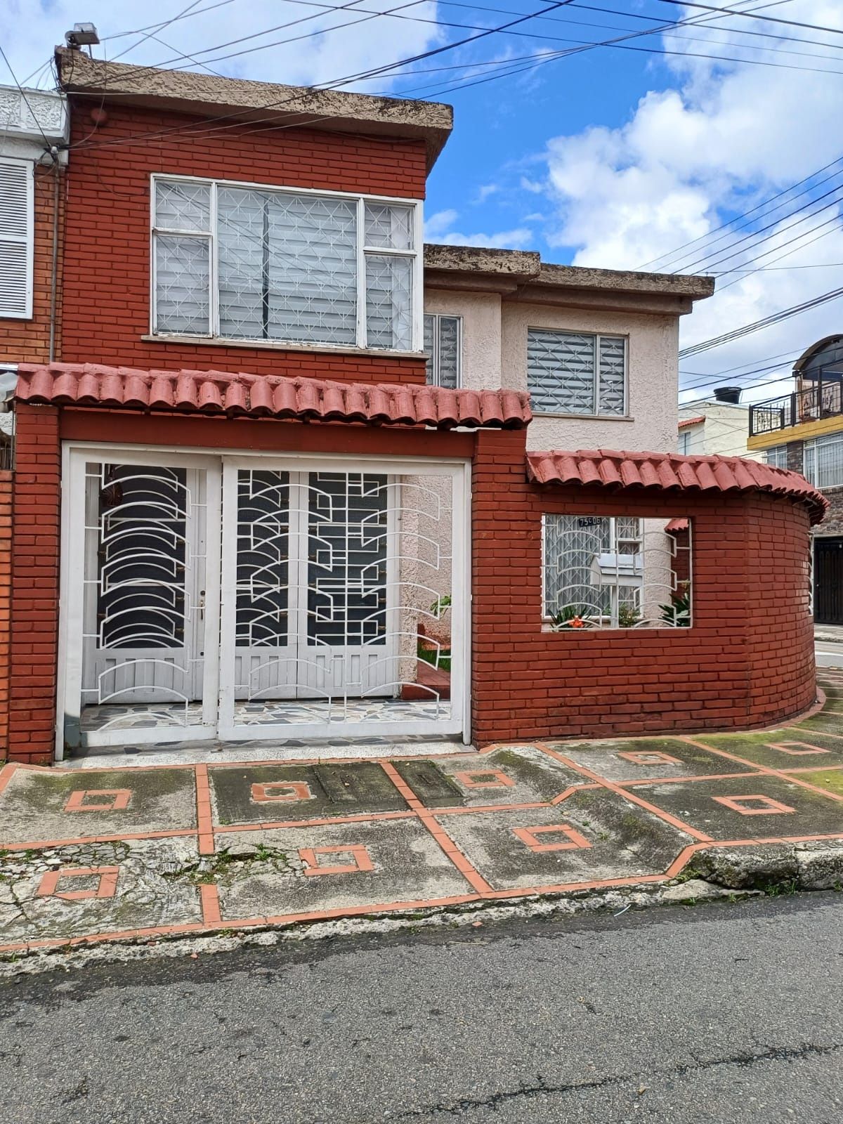 Casa en venta Cundinamarca Bogotá Bonanza 286 m2 Habitaciones 6 Baños 3 Garajes 1 Precio $750000000
