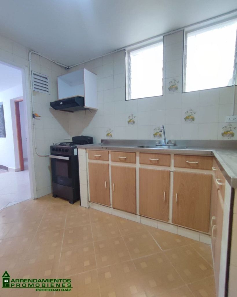 Casa en arriendo Antioquia Medellín Las Acacias 140 m2 Habitaciones 4 Baños 3 Garajes 0 Precio $2800000