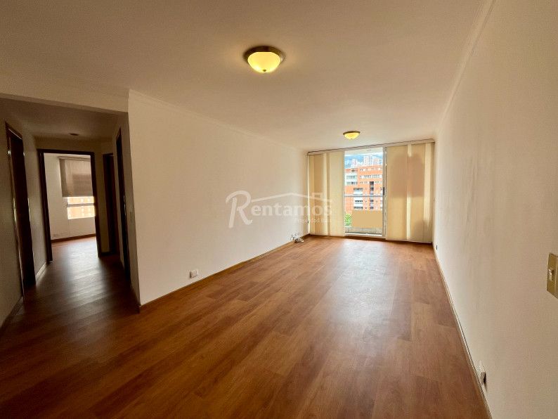 Apartamento en arriendo Antioquia Medellín Astorga 76 m2 Habitaciones 3 Baños 2 Garajes 1 Precio $3800000