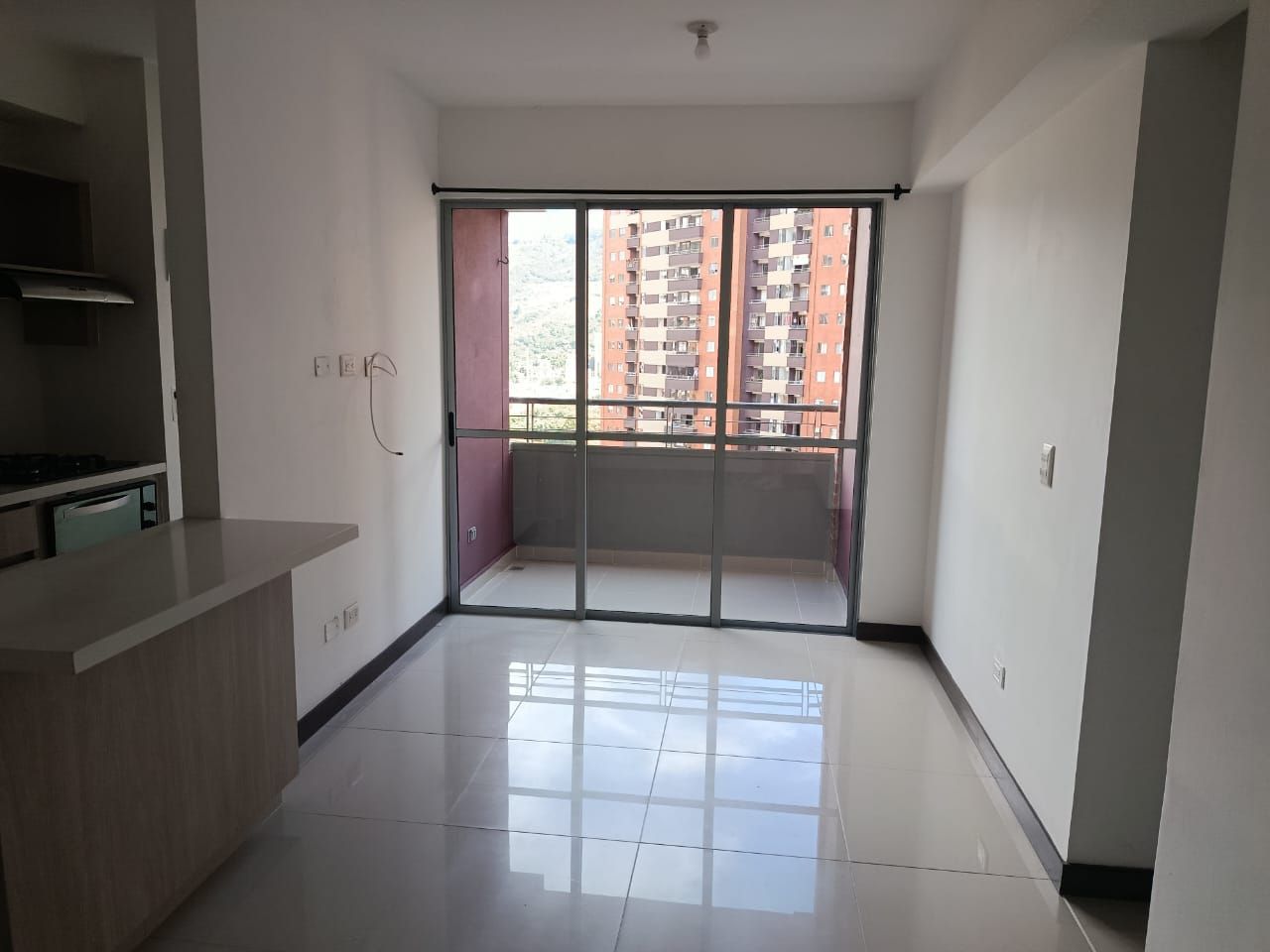 Apartamento en arriendo Antioquia Bello Parque Tulio Ospina 65 m2 Habitaciones 3 Baños 2 Garajes 1 Precio $2300000