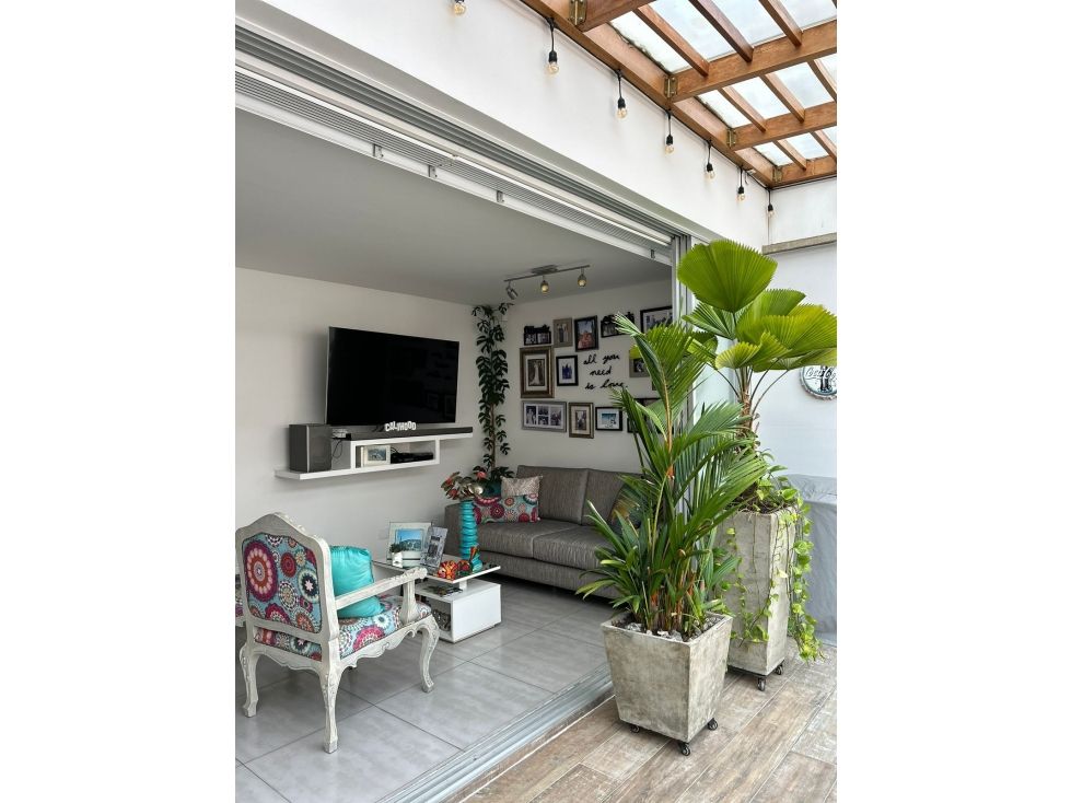 Apartamento en venta Valle Del Cauca Cali Arboledas 114 m2 Habitaciones 3 Baños 3 Garajes 2 Precio $740000000