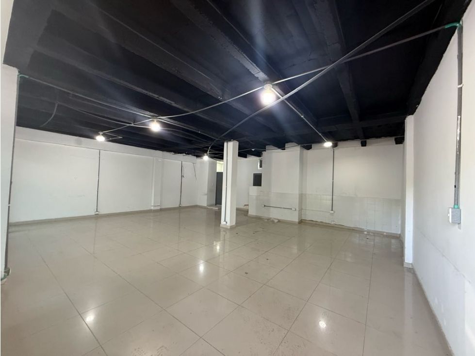 Local en arriendo Magdalena Santa Marta La Esperanza 43 m2 Habitaciones 0 Baños 1 Garajes 1 Precio $2800000