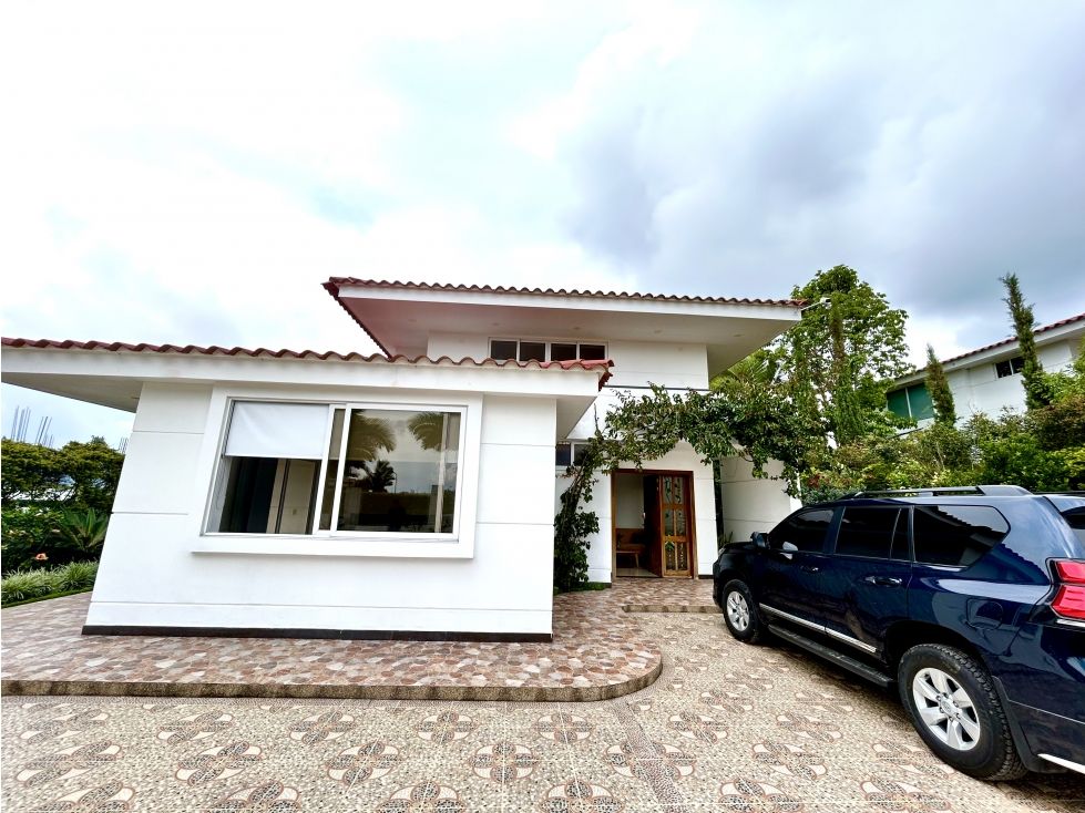 Casa Campestre en venta Cundinamarca Fusagasugá Fusagasuga 285 m2 Habitaciones 4 Baños 6 Garajes 8 Precio $1500000000