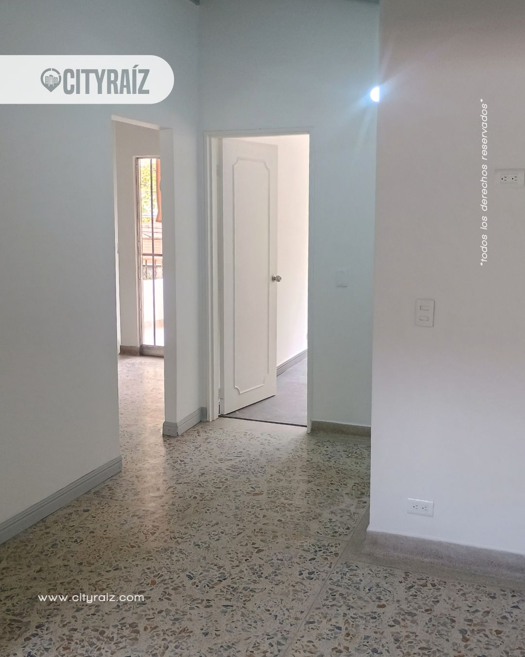 Casa en arriendo Antioquia Medellín Los Conquistadores 308 m2 Habitaciones 7 Baños 4 Garajes 2 Precio $13000000