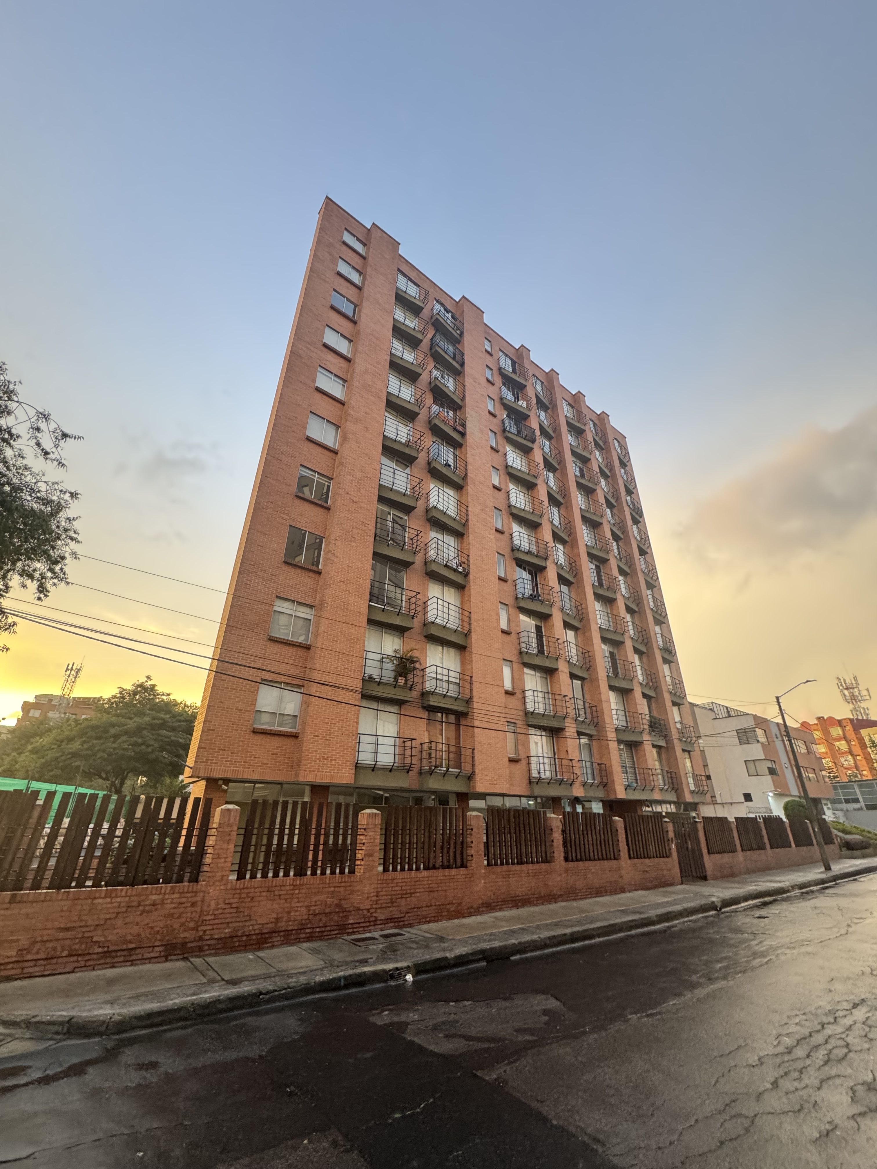 Apartamento en arriendo Cundinamarca Bogotá Caobos Salazar 27 m2 Habitaciones 1 Baños 1 Garajes 1 Precio $1678000