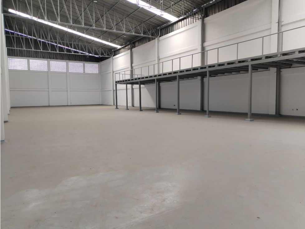Bodega en arriendo Santander Bucaramanga Bucaramanga 850 m2 Habitaciones 0 Baños 2 Garajes 0 Precio $16333000
