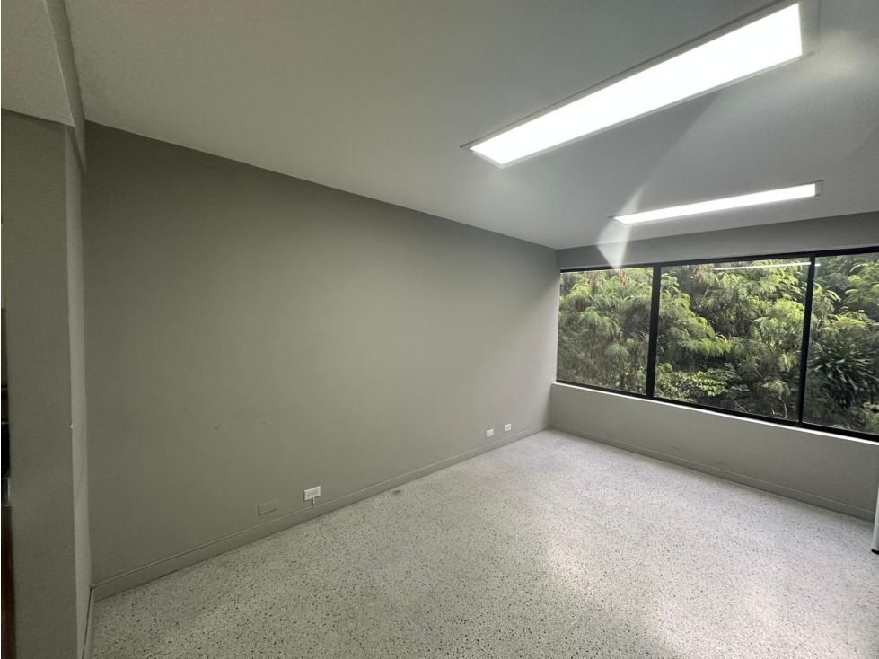 Consultorio en venta Antioquia Medellín Patio Bonito 29 m2 Habitaciones 0 Baños 1 Garajes 1 Precio $410000000