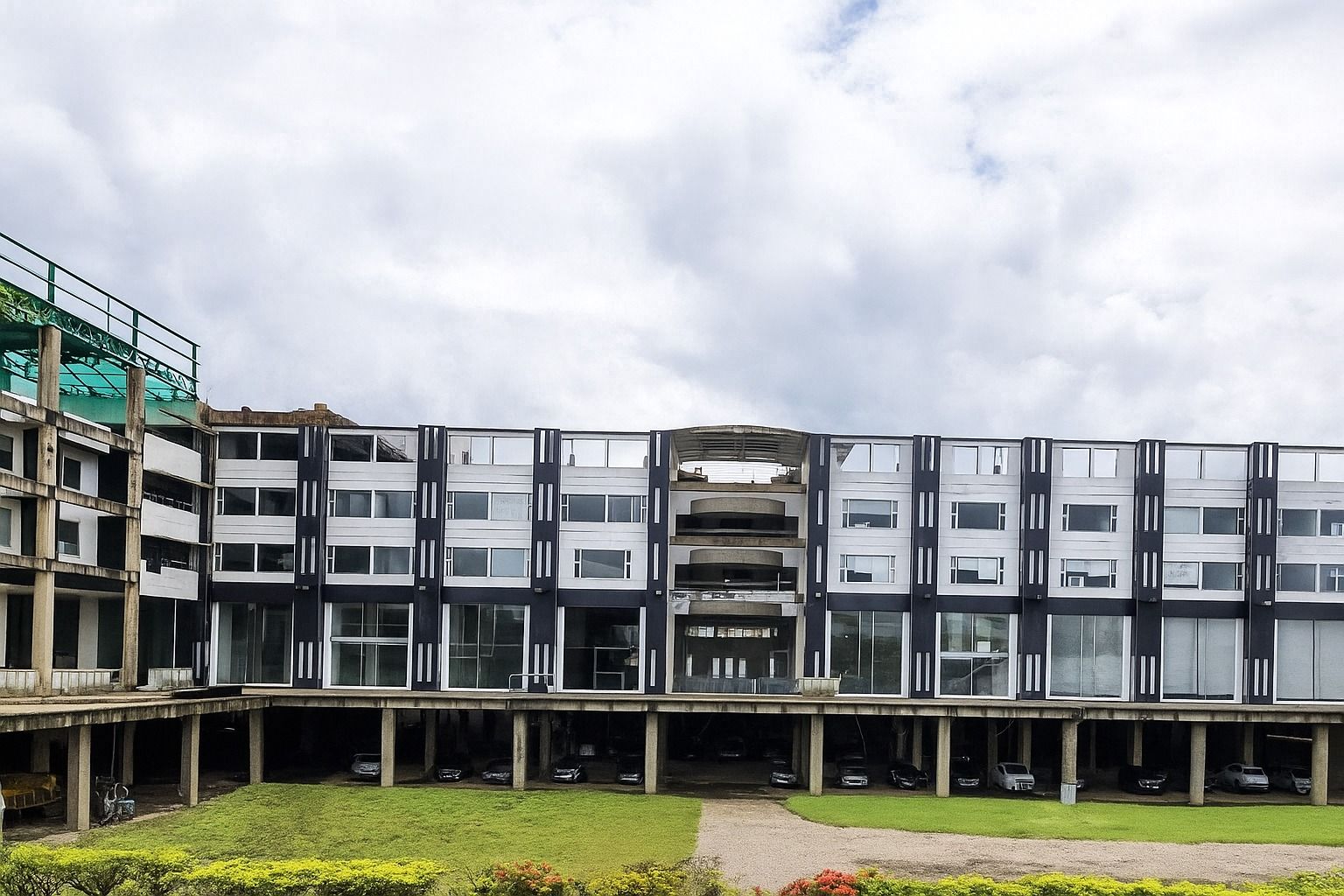 Oficina en arriendo o venta Valle Del Cauca Buenaventura Nn 47 m2 Habitaciones 0 Baños 1 Garajes 1 Precio venta $350000000 Precio arriendo $4020000