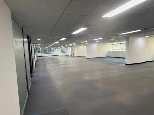 Oficina en arriendo Antioquia Medellín Simesa 1013 m2 Habitaciones 0 Baños 4 Garajes 4 Precio $85165080