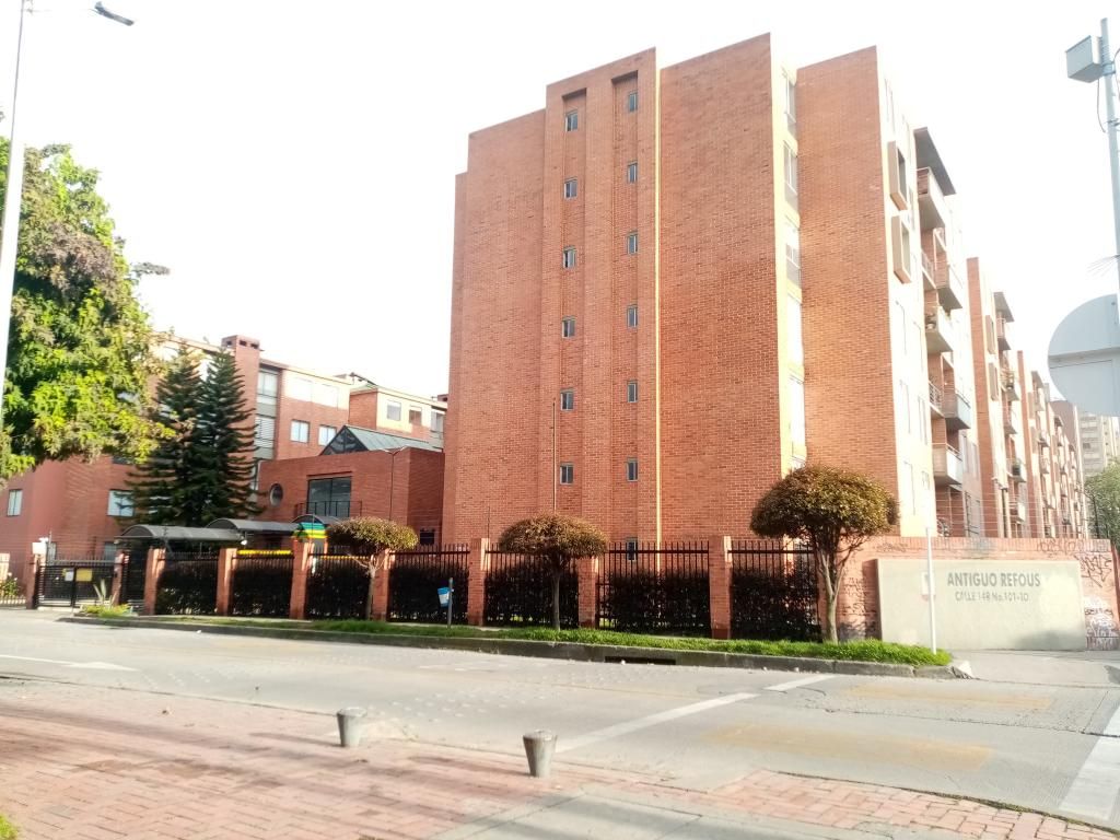 Apartamento en arriendo Cundinamarca Bogotá El Pino 67 m2 Habitaciones 3 Baños 2 Garajes 1 Precio $1998000