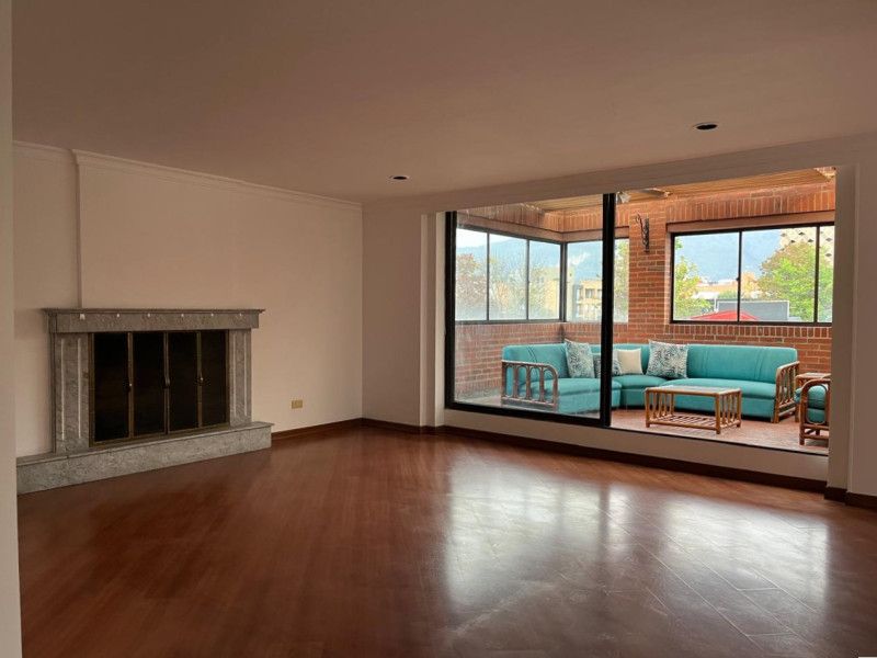 Apartamento en venta Cundinamarca Bogotá Santa Bibiana 224 m2 Habitaciones 3 Baños 4 Garajes 2 Precio $1550000000