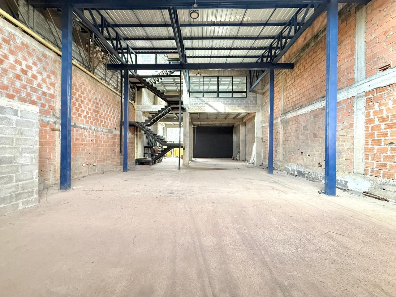 Bodega en arriendo Risaralda Pereira Leningrado Iii Etapa 500 m2 Habitaciones 0 Baños 4 Garajes 0 Precio $12000000