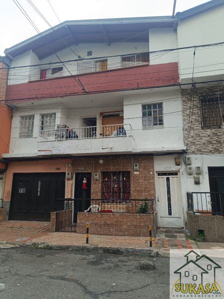 Apartaestudio en arriendo Antioquia Itagüí Simón Bolívar 20 m2 Habitaciones 1 Baños 1 Garajes 0 Precio $1050000