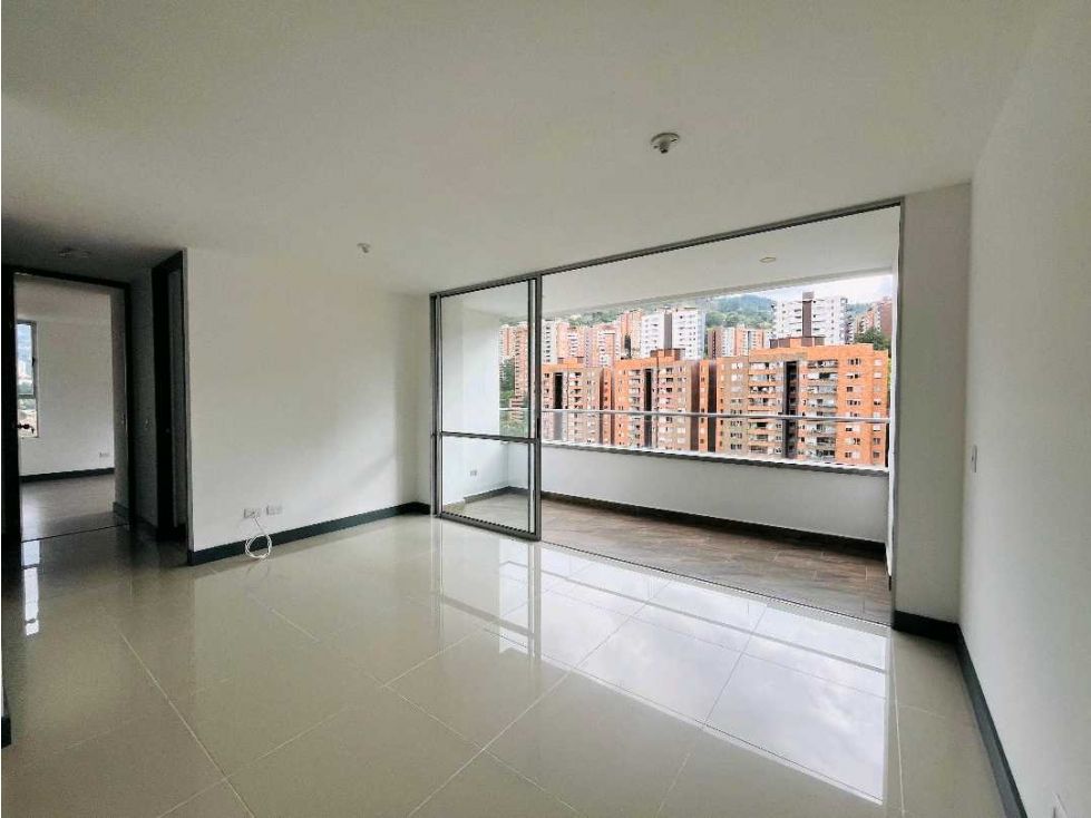 Apartamento en arriendo Antioquia Envigado Quintas De Los Almendros 67 m2 Habitaciones 3 Baños 2 Garajes 1 Precio $3400000