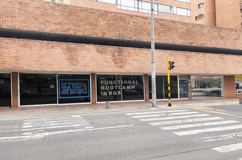 Local en venta Cundinamarca Bogotá El Refugio 293 m2 Habitaciones 0 Baños 1 Garajes 0 Precio $1443000000