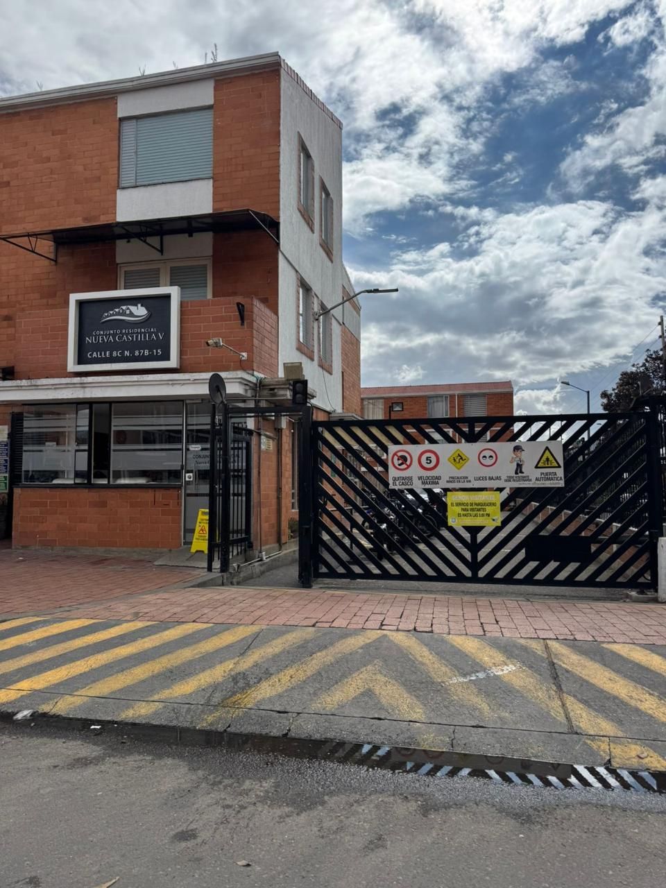 Casa en venta Cundinamarca Bogotá Cjr Nueva Castilla Eta V 72 m2 Habitaciones 4 Baños 1 Garajes 0 Precio $265000000