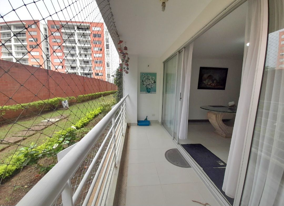 Apartamento en venta Valle Del Cauca Cali Lili 80 m2 Habitaciones 3 Baños 3 Garajes 1 Precio $355000000