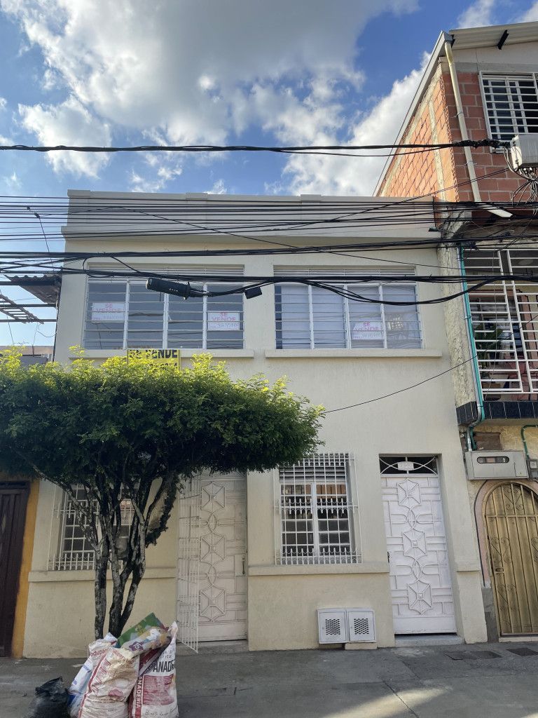 Casa en venta Valle Del Cauca Cali 20 De Julio 190 m2 Habitaciones 6 Baños 4 Garajes 0 Precio $350000000