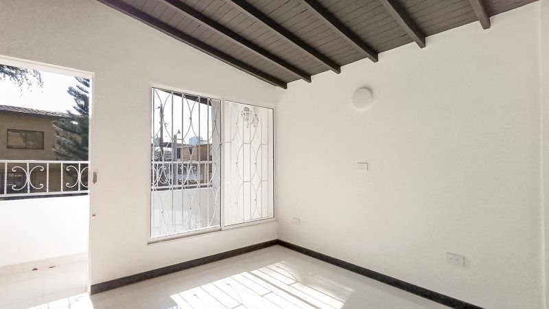 Casa en arriendo Antioquia Medellín San Javier No2 187 m2 Habitaciones 5 Baños 2 Garajes 2 Precio $4200000