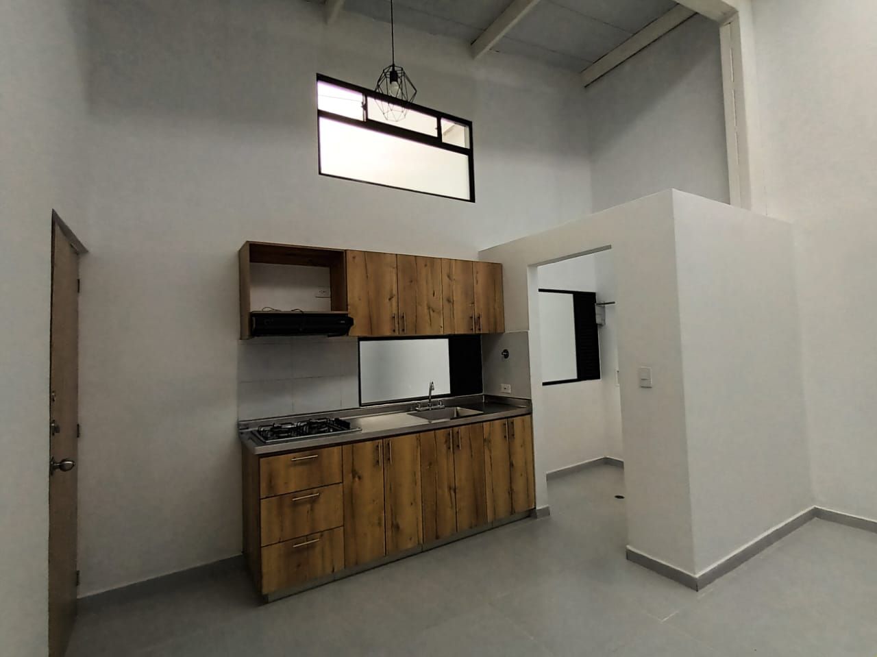 Apartamento en arriendo Antioquia Medellín Boston 70 m2 Habitaciones 4 Baños 2 Garajes 0 Precio $2200000