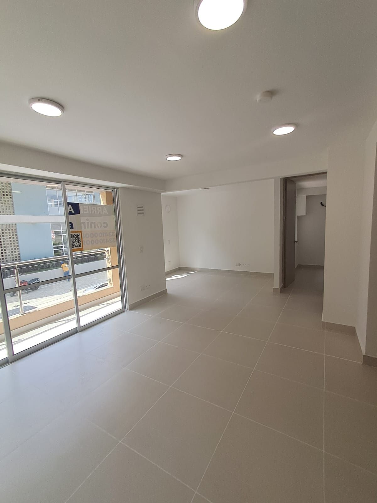 Apartamento en arriendo Atlántico Barranquilla Conjunto Residencial Irati 67 m2 Habitaciones 2 Baños 2 Garajes 1 Precio $2500000