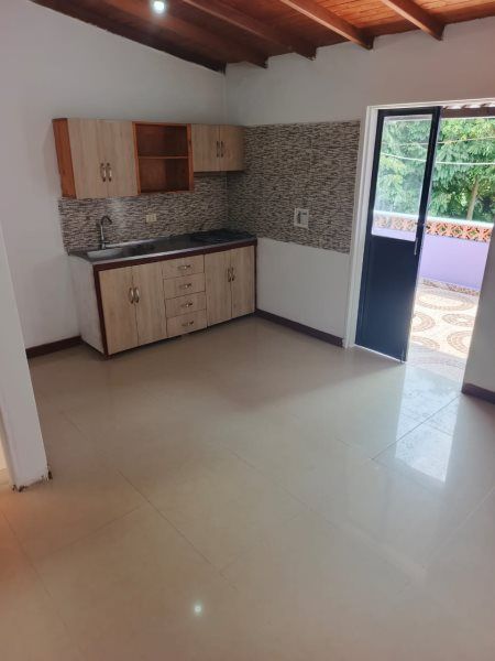 Apartamento en arriendo Antioquia Itagüí Ditaires 110 m2 Habitaciones 4 Baños 2 Garajes 0 Precio $2500000