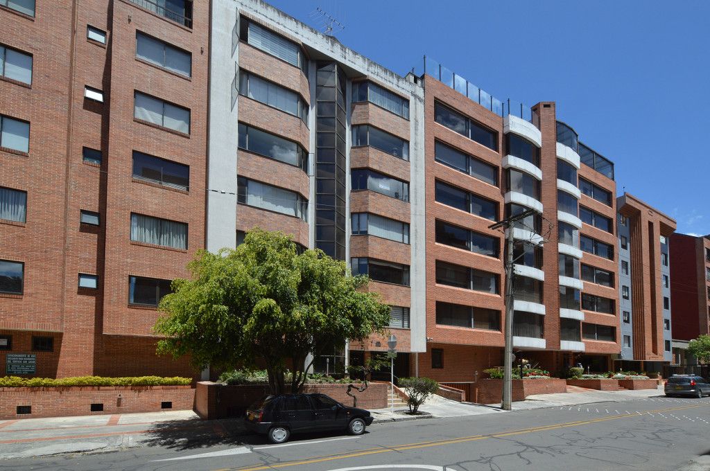 Apartamento en arriendo Cundinamarca Bogotá Rincon Del Chicó 109 m2 Habitaciones 3 Baños 3 Garajes 1 Precio $4106600