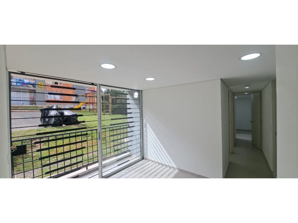 Apartamento en venta Antioquia La Ceja Centro 52 m2 Habitaciones 3 Baños 2 Garajes 0 Precio $210000000