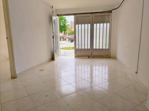 Casa en arriendo Antioquia Medellín Los Alcazares 73 m2 Habitaciones 3 Baños 2 Garajes 0 Precio $2500000