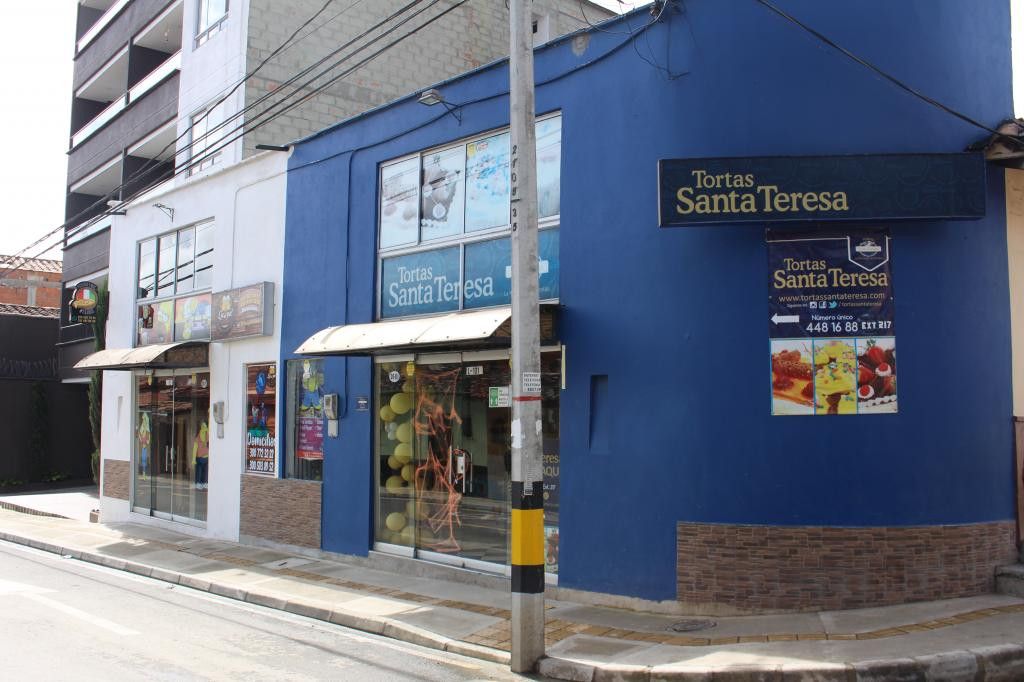 Local en venta Antioquia La Ceja Centro 63 m2 Habitaciones 0 Baños 2 Garajes 0 Precio $300000000