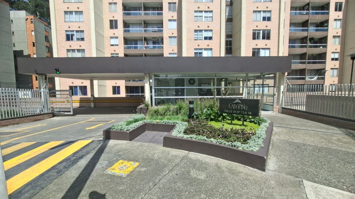 Apartamento en arriendo Cundinamarca Bogotá Club Los Lagartos 72 m2 Habitaciones 3 Baños 2 Garajes 1 Precio $2885000