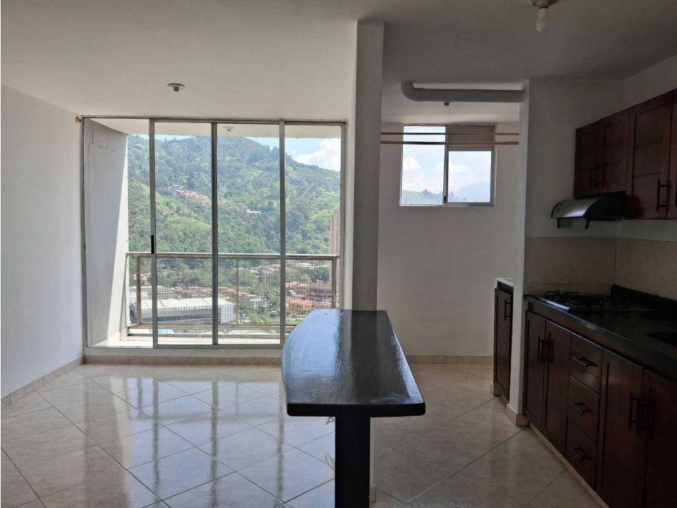 Apartamento en venta Antioquia Itagüí Las Colinas De Asis Et B 67 m2 Habitaciones 3 Baños 2 Garajes 1 Precio $319000000