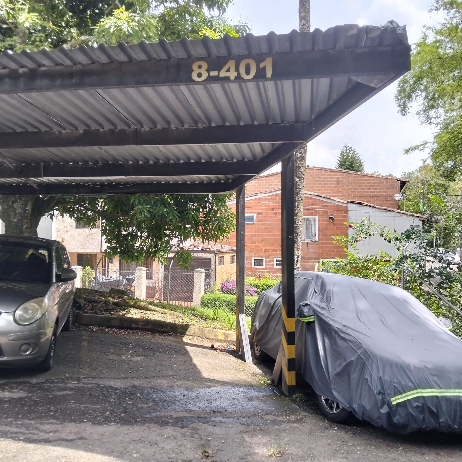 Apartamento en arriendo Antioquia Medellín Belencito 100 m2 Habitaciones 3 Baños 2 Garajes 1 Precio $2600000