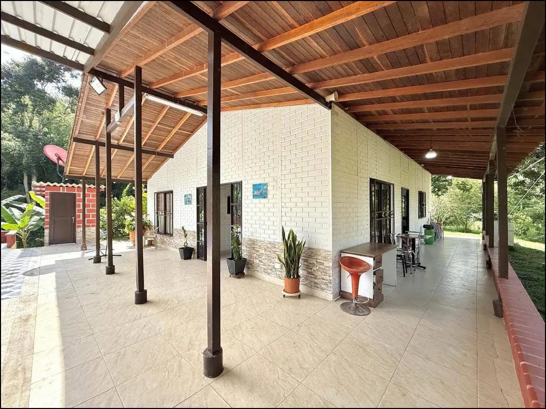 Casa Campestre en venta Risaralda Pereira Jardin De Velez Y Velez 2290 m2 Habitaciones 3 Baños 3 Garajes 2 Precio $800000000