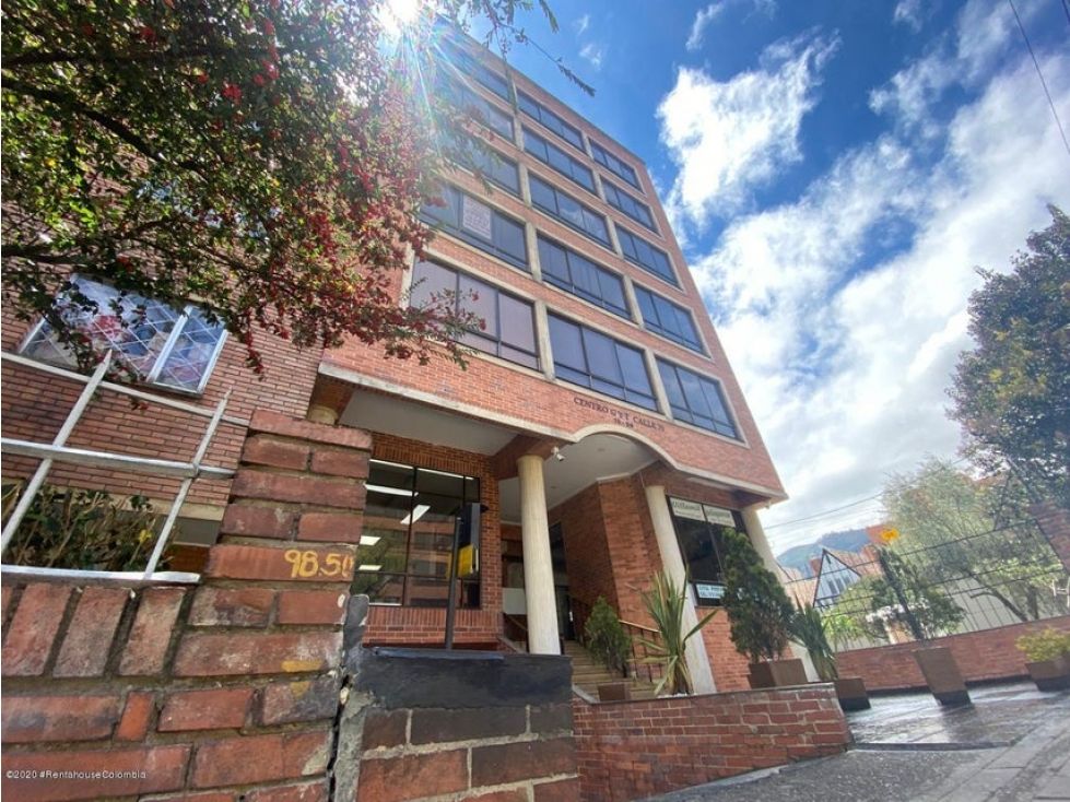 Oficina en arriendo Cundinamarca Bogotá Chapinero Central 254 m2 Habitaciones 0 Baños 2 Garajes 0 Precio $8602050