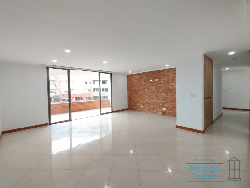 Apartamento en arriendo Antioquia Envigado Areka 142 m2 Habitaciones 3 Baños 3 Garajes 2 Precio $4600000