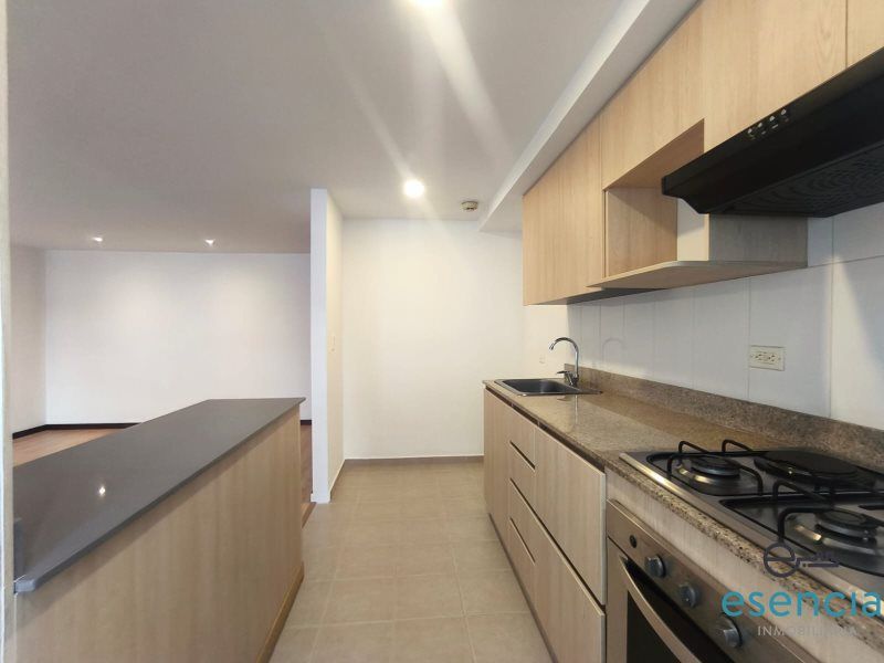 Apartamento en arriendo Antioquia Envigado Uribe Ángel 95 m2 Habitaciones 3 Baños 2 Garajes 0 Precio $4000000