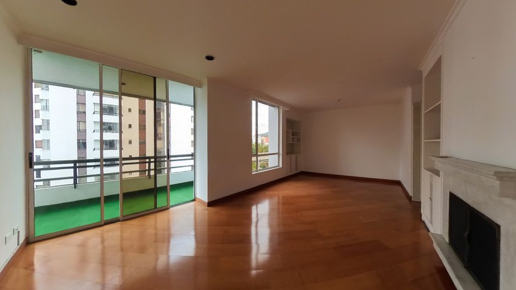 Apartamento en arriendo Cundinamarca Bogotá Santa Barbara Central 102 m2 Habitaciones 3 Baños 3 Garajes 2 Precio $3613700