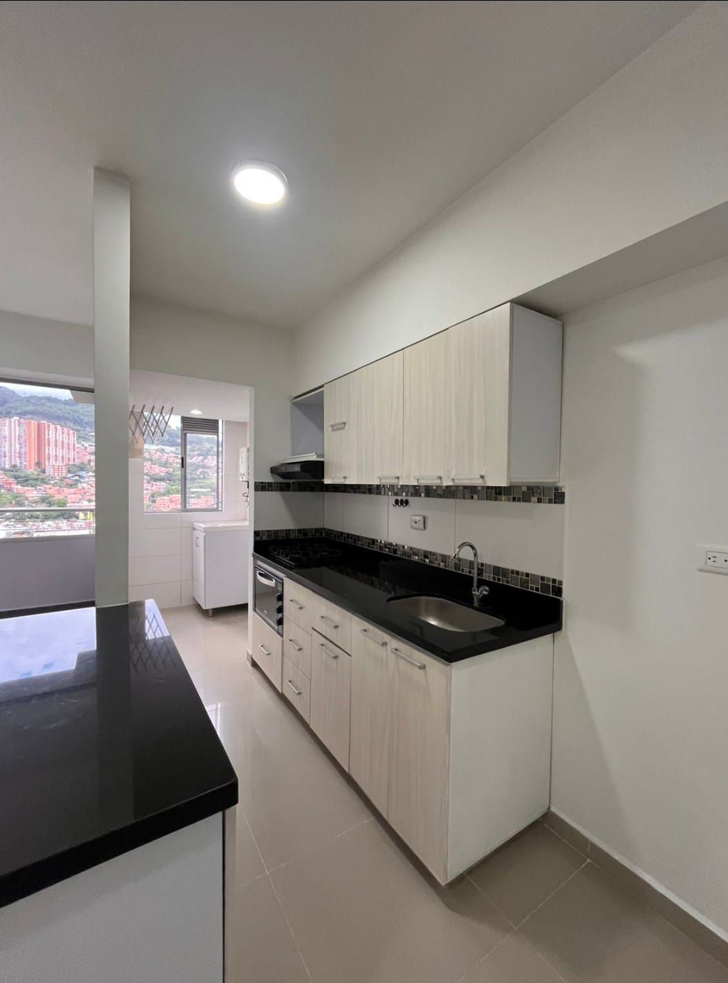 Apartamento en arriendo Antioquia Bello Ciudad Niquia 64 m2 Habitaciones 3 Baños 2 Garajes 1 Precio $2200000