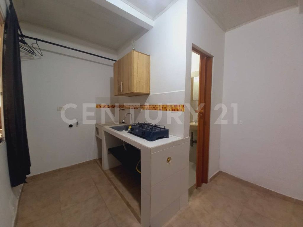 Apartaestudio en arriendo Valle Del Cauca Cali El Cedro 20 m2 Habitaciones 1 Baños 1 Garajes 0 Precio $900000