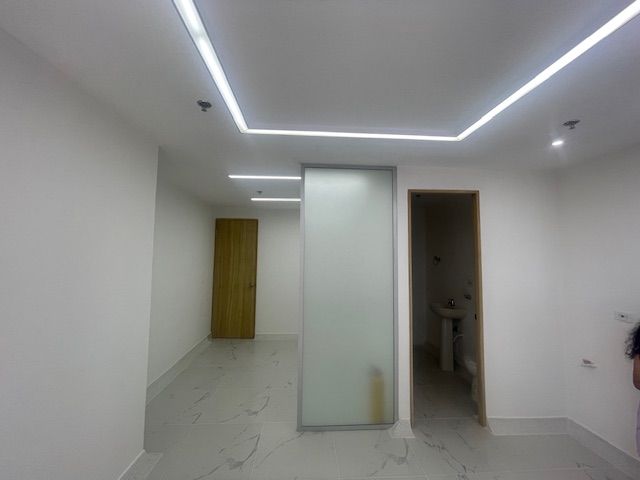 Oficina en venta Antioquia Rionegro Los Cristales 35 m2 Habitaciones 0 Baños 1 Garajes 0 Precio $410000000