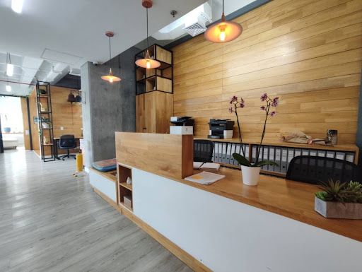 Oficina en arriendo Antioquia Medellín Villa Carlota 100 m2 Habitaciones 0 Baños 1 Garajes 2 Precio $9000000