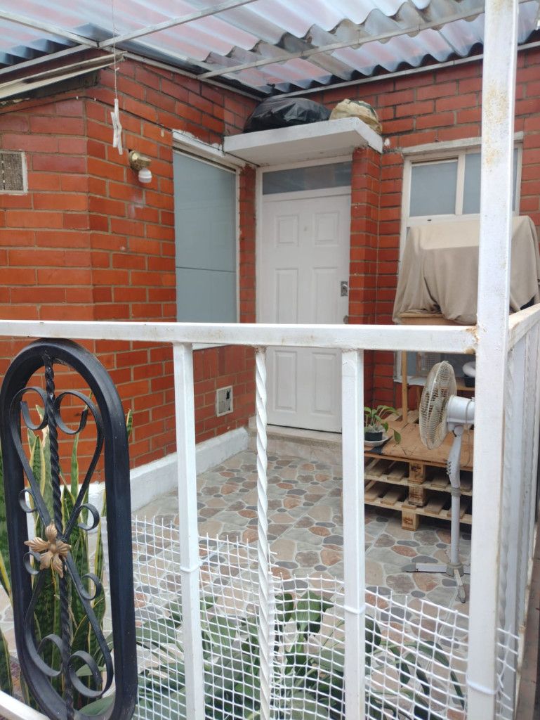 Casa en venta Cundinamarca Soacha El Dorado 37 m2 Habitaciones 2 Baños 1 Garajes 0 Precio $125000000