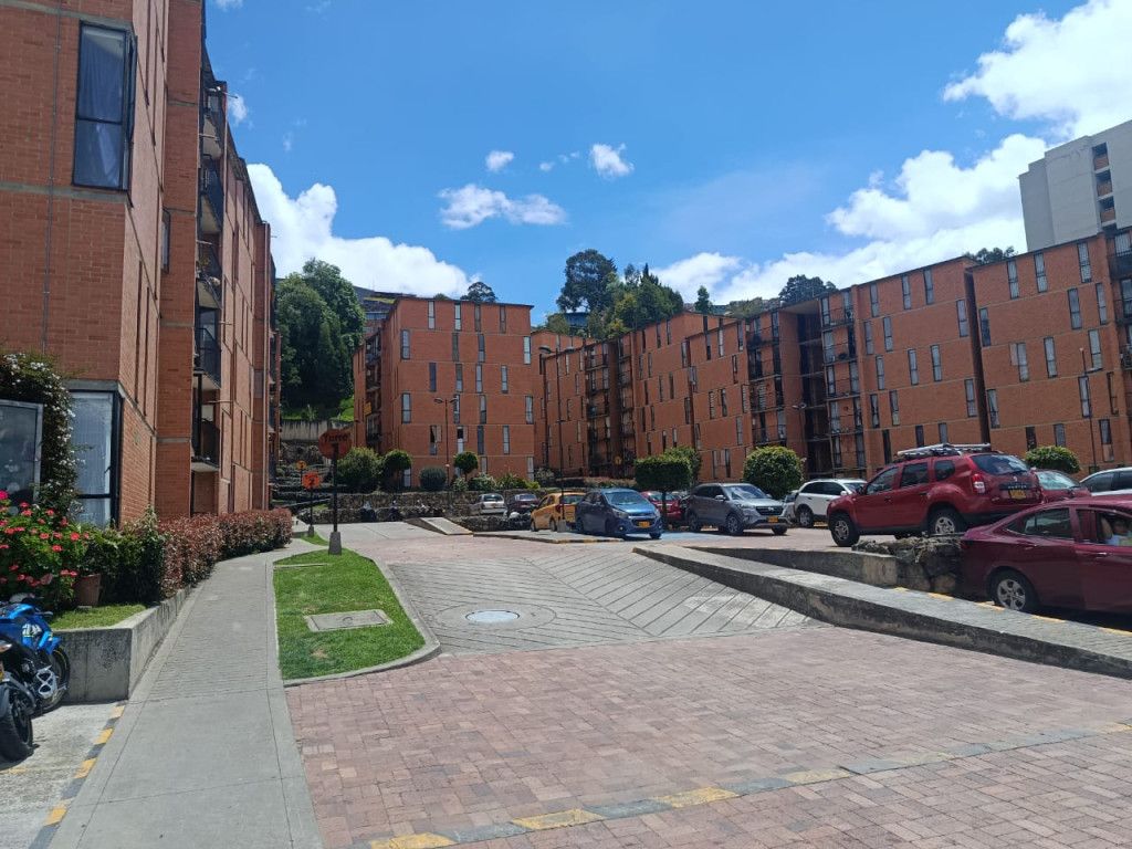 Apartamento en venta Cundinamarca Bogotá Girardot 47 m2 Habitaciones 2 Baños 1 Garajes 0 Precio $200000000