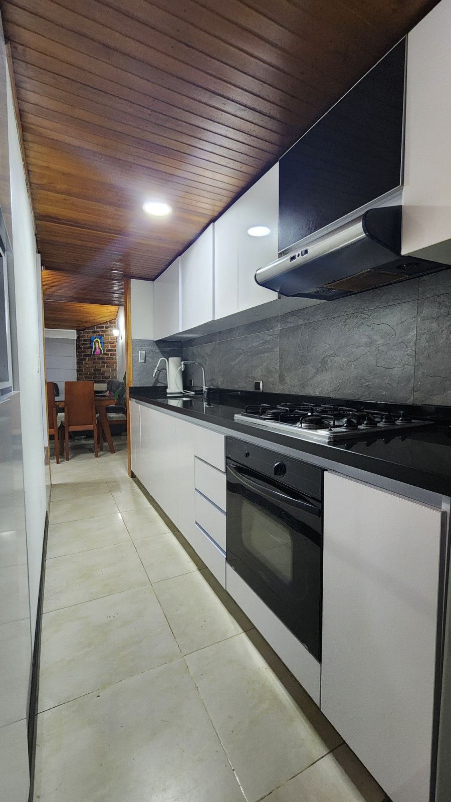 Casa en venta Cundinamarca Chía Cr Santa Clara 115 m2 Habitaciones 4 Baños 2 Garajes 1 Precio $470000000