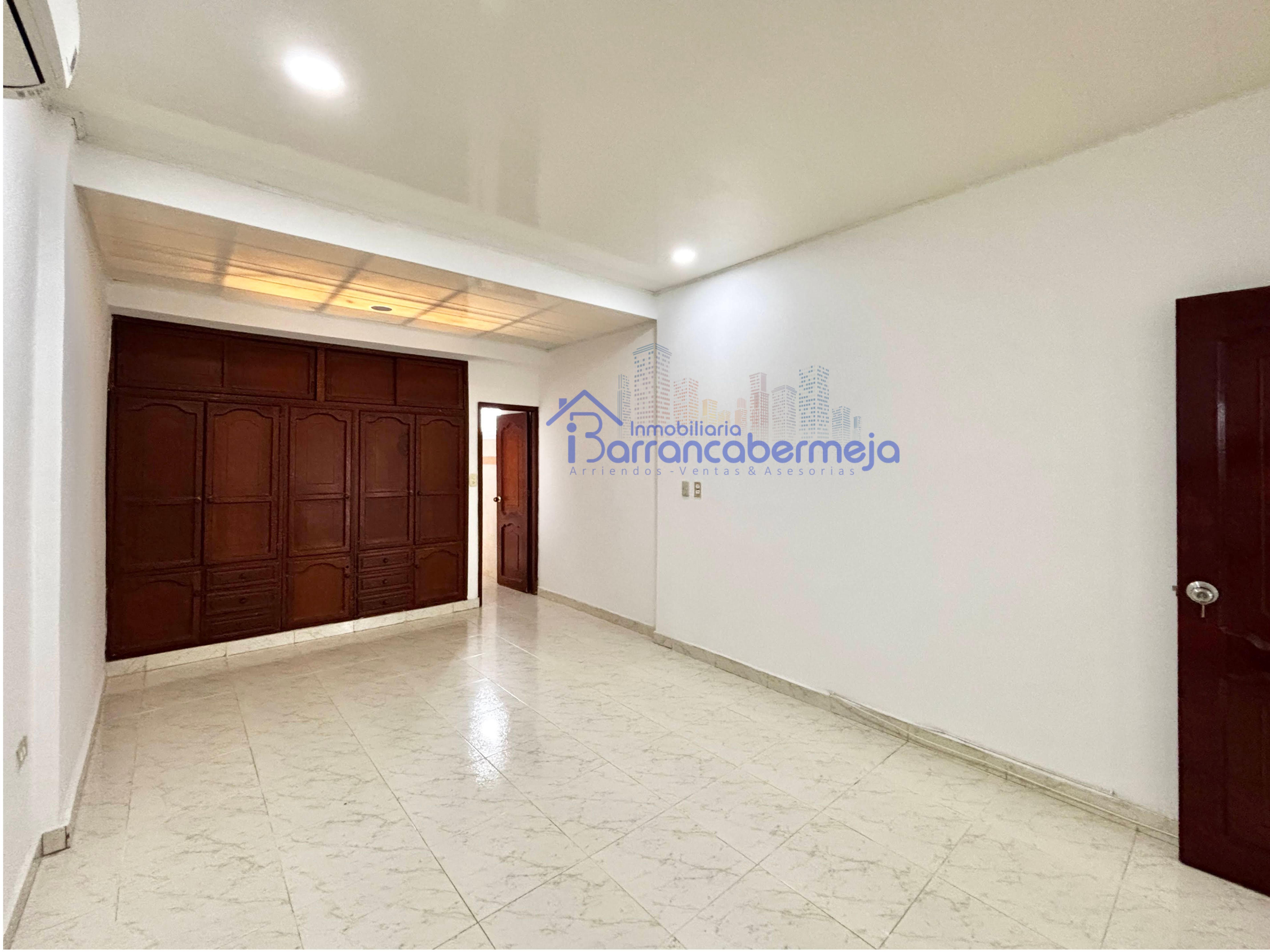 Casa en venta Santander Barrancabermeja Las Colinas 113 m2 Habitaciones 4 Baños 4 Garajes 1 Precio $460000000