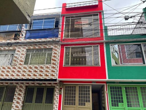 Casa en arriendo Cundinamarca Bogotá La Gaitana 108 m2 Habitaciones 4 Baños 2 Garajes 0 Precio $1700000